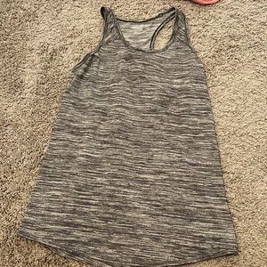 Women’s size small work out tank